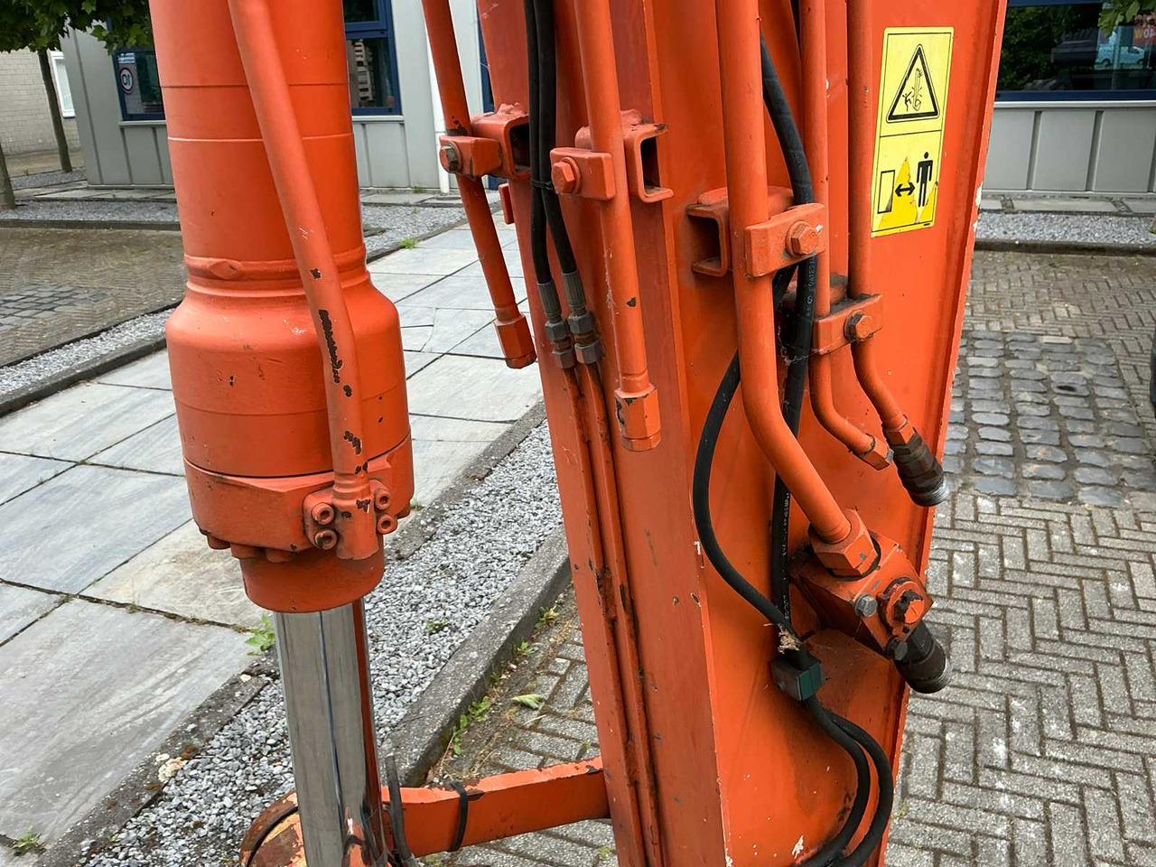 Pelle sur pneus Hitachi ZX140W-3: photos 29
