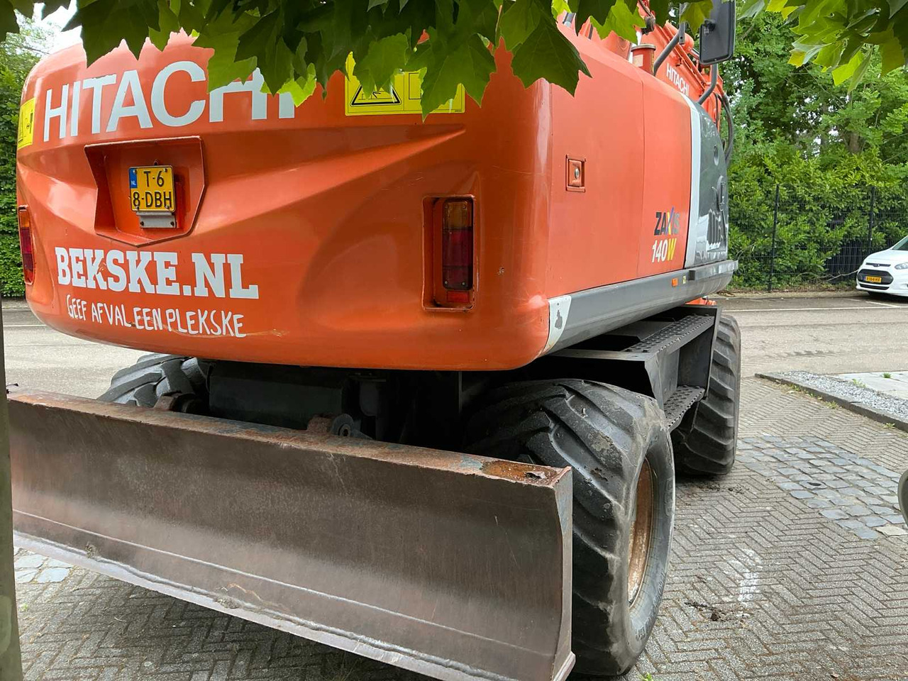 Pelle sur pneus Hitachi ZX140W-3: photos 6