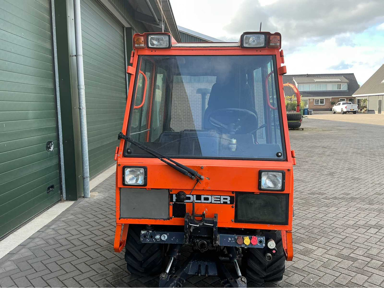 Tracteur agricole Holder 2001 HOLDER C9800H TOOL CARRIER: photos 19 Tracteur agricole Holder 2001 HOLDER C9800H TOOL CARRIER: photos 19