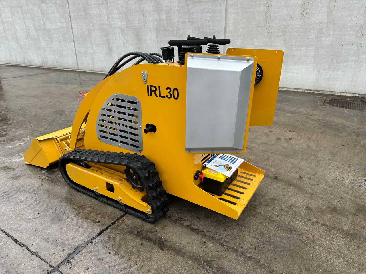 Chargeuse sur pneus IR - 2025 - IRL30 - TRACK LOADER: photos 16 Chargeuse sur pneus IR - 2025 - IRL30 - TRACK LOADER: photos 16