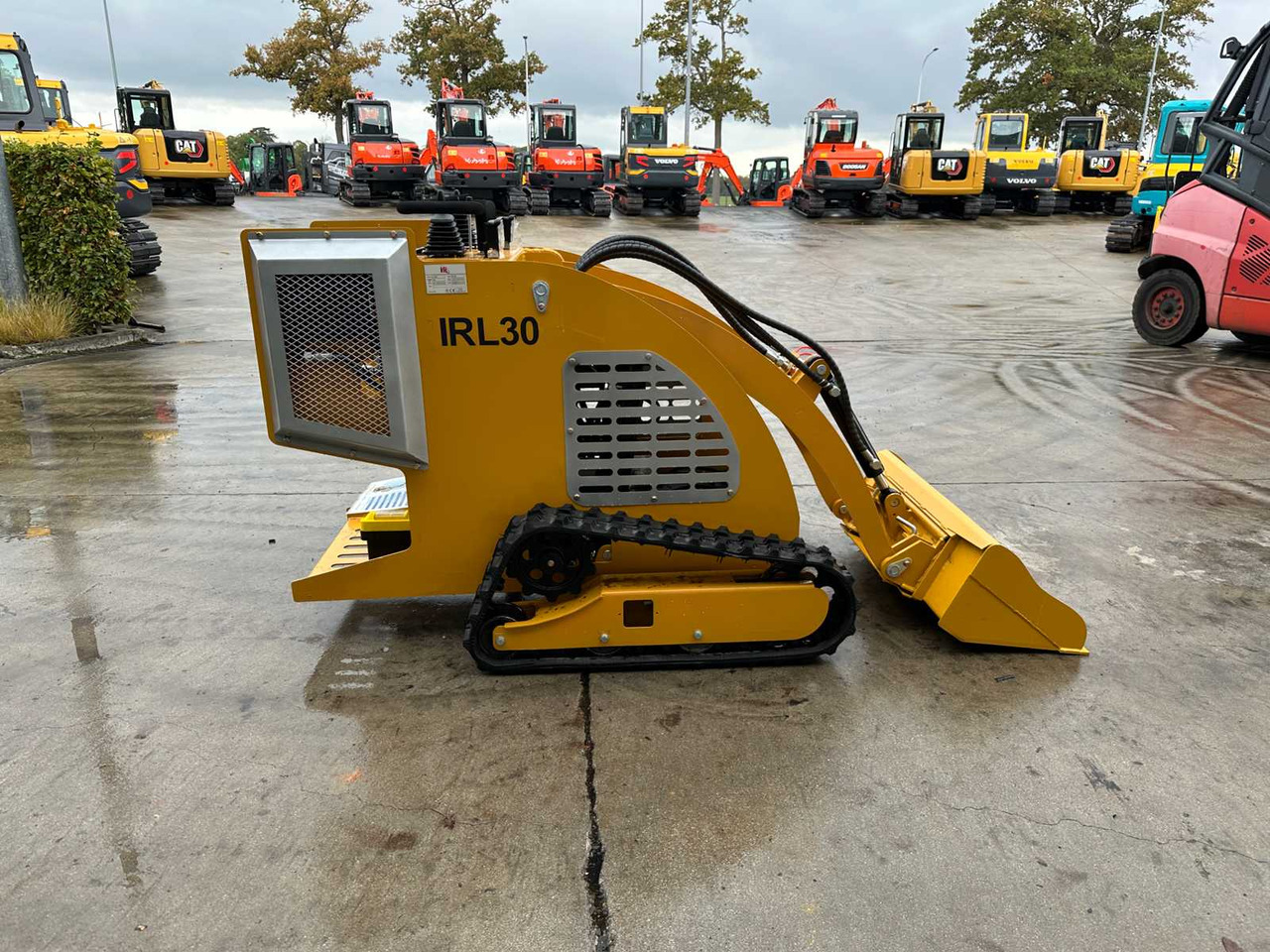 Chargeuse sur pneus IR - 2025 - IRL30 - TRACK LOADER: photos 13 Chargeuse sur pneus IR - 2025 - IRL30 - TRACK LOADER: photos 13