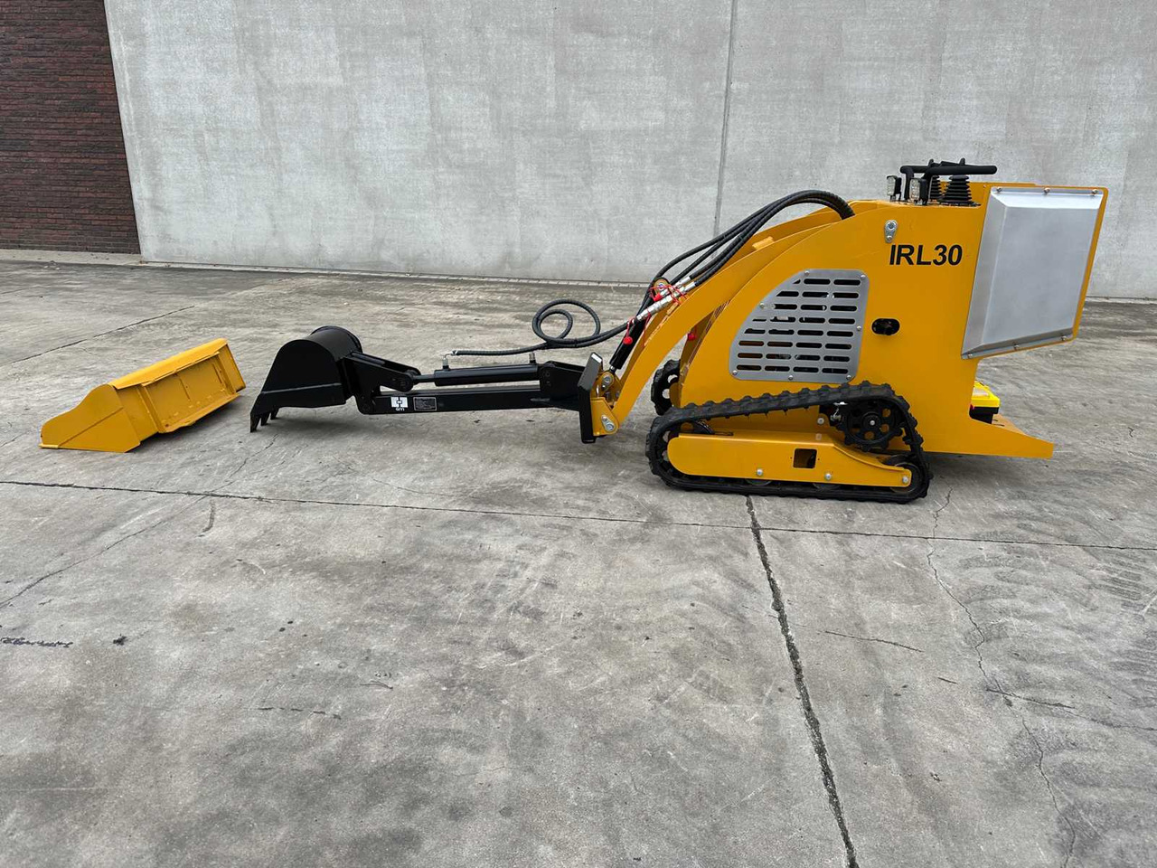 Chargeuse sur pneus IR - 2025 - IRL30 - TRACK LOADER: photos 8 Chargeuse sur pneus IR - 2025 - IRL30 - TRACK LOADER: photos 8