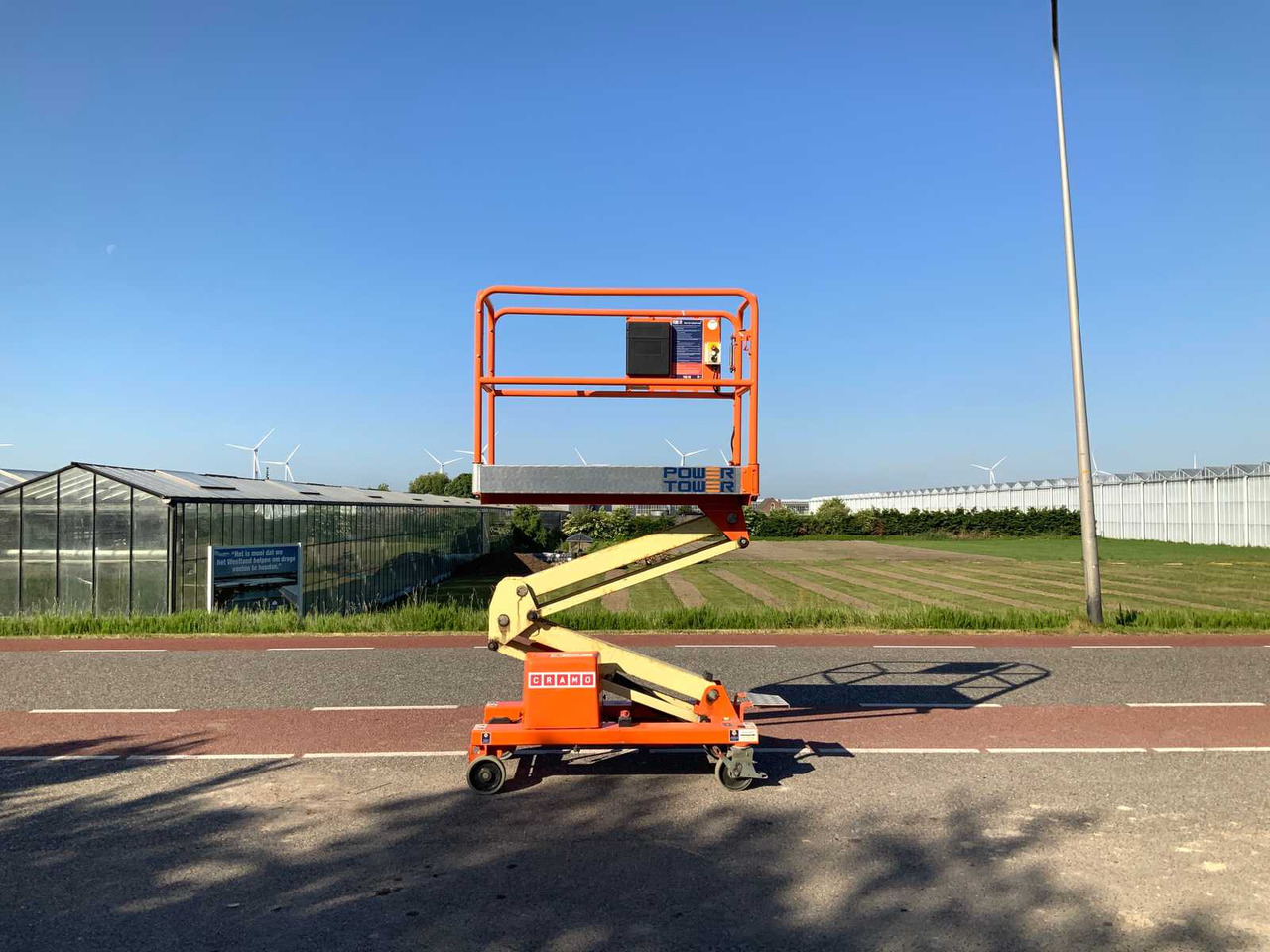 JLG Power Tower - Nacelle: photos 2 JLG Power Tower - Nacelle: photos 2