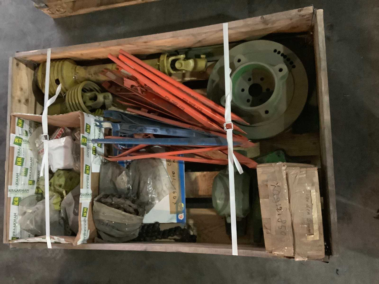 JOHN DEERE / CLAAS - SHREDDER PARTS UNUSED - Ensileuse: photos 2 JOHN DEERE / CLAAS - SHREDDER PARTS UNUSED - Ensileuse: photos 2