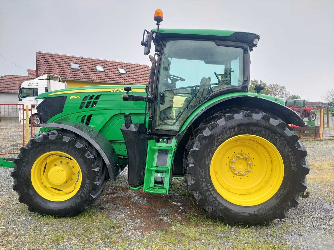 John Deere 6150R - Tracteur agricole: photos 3 John Deere 6150R - Tracteur agricole: photos 3