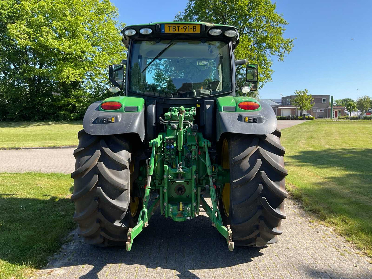 John Deere 6155R - Tracteur agricole: photos 4 John Deere 6155R - Tracteur agricole: photos 4