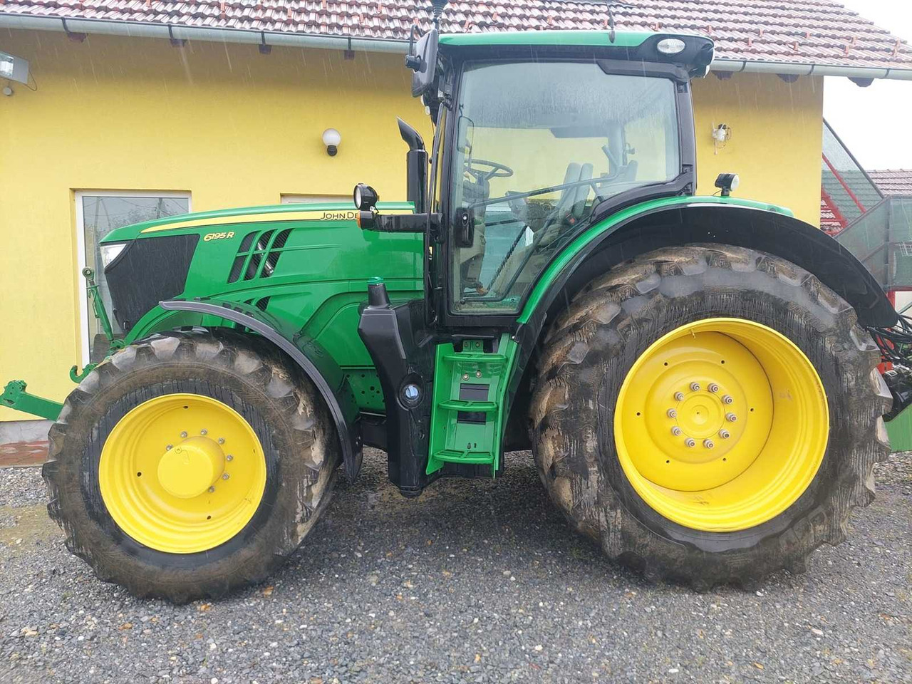 John Deere 6195R - Tracteur agricole: photos 3 John Deere 6195R - Tracteur agricole: photos 3