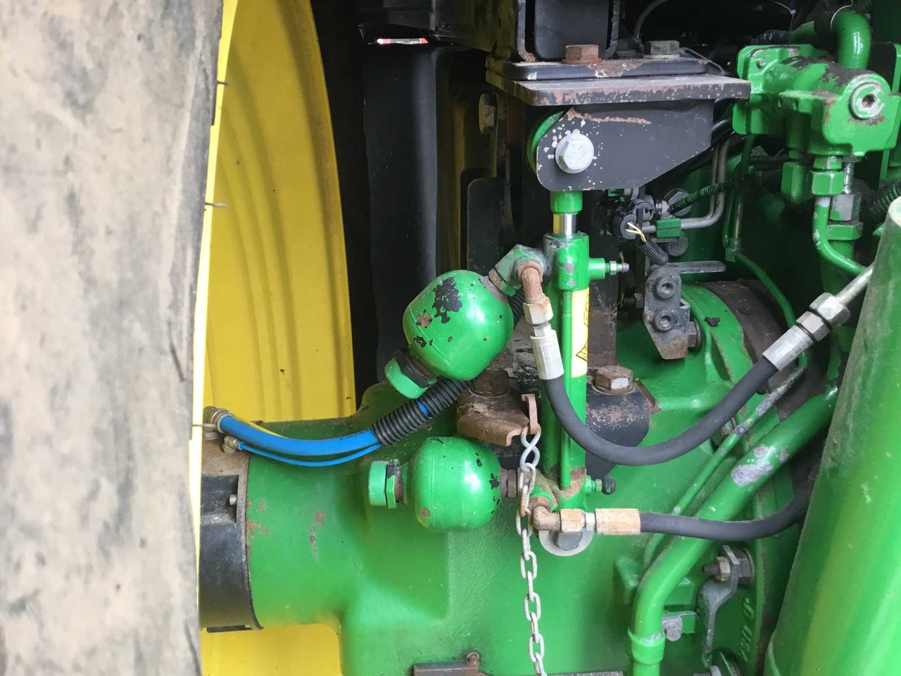Tracteur agricole John Deere 6210R: photos 14