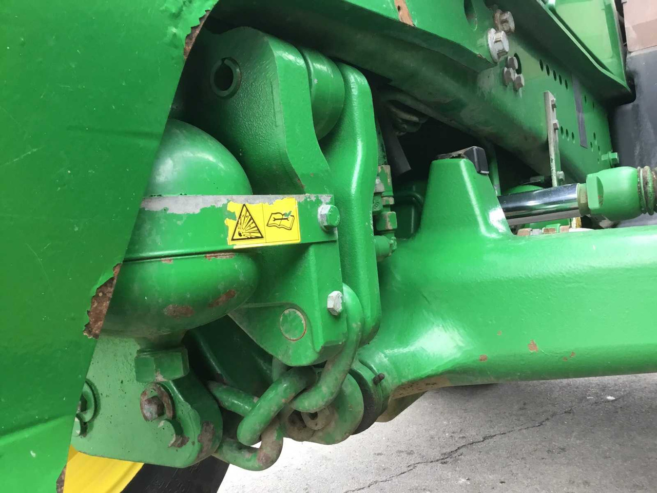 Tracteur agricole John Deere 6210R: photos 11