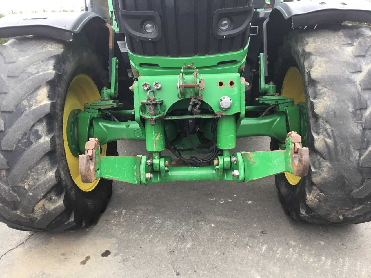 Tracteur agricole John Deere 6210R: photos 10
