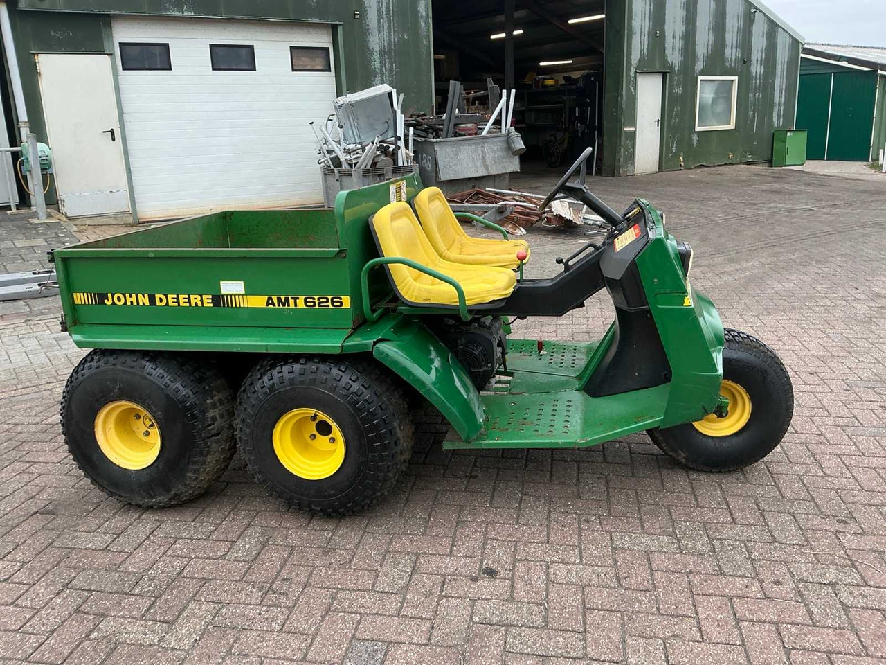John Deere AMT 626 - Tracteur communal: photos 4 John Deere AMT 626 - Tracteur communal: photos 4