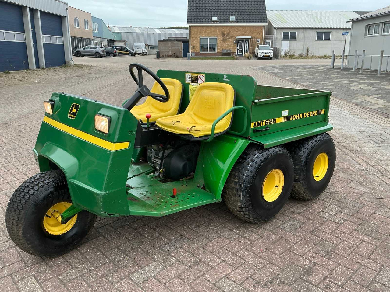 John Deere AMT 626 - Tracteur communal: photos 1 John Deere AMT 626 - Tracteur communal: photos 1