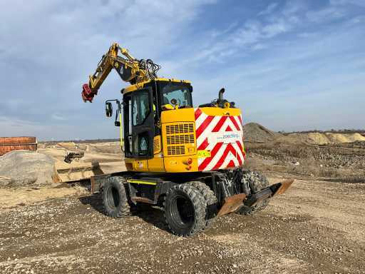 Komatsu PW118MR-11 - Pelle sur pneus: photos 2 Komatsu PW118MR-11 - Pelle sur pneus: photos 2