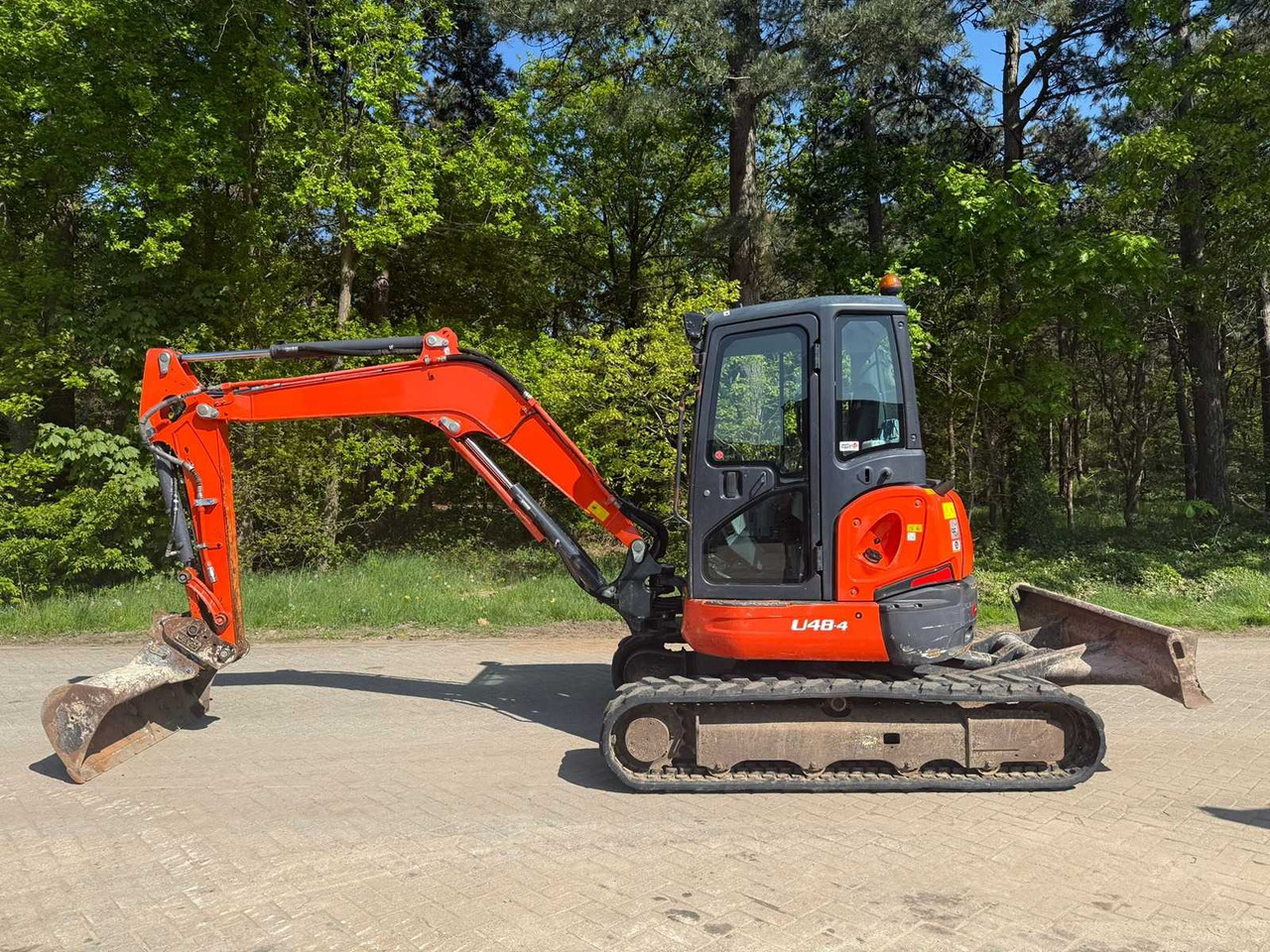 Kubota KX48-4 - Pelle sur chenille: photos 2 Kubota KX48-4 - Pelle sur chenille: photos 2