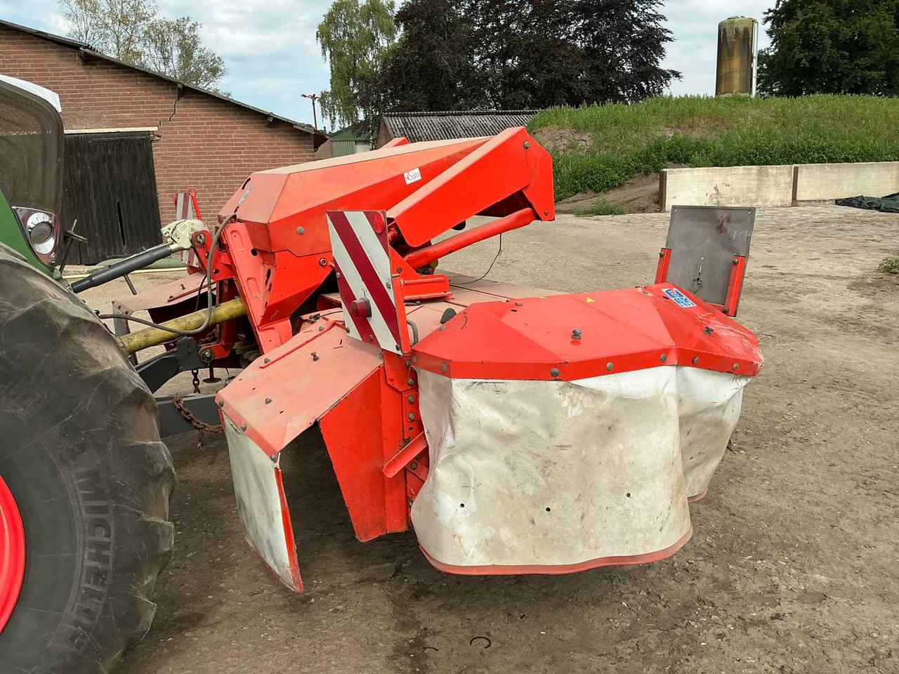 Kuhn FC313F - Broyeur/ Épareuse: photos 4 Kuhn FC313F - Broyeur/ Épareuse: photos 4
