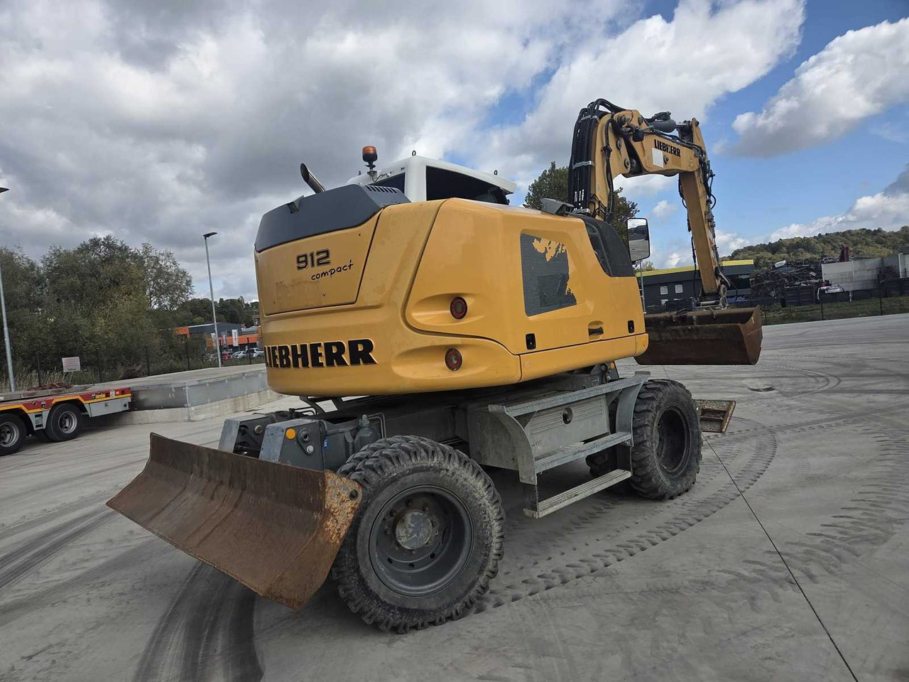 LIEBHERR - 912 COMPACT LITRONIC - WHEELED EXCAVATOR - 2017 - Pelle sur pneus: photos 5 LIEBHERR - 912 COMPACT LITRONIC - WHEELED EXCAVATOR - 2017 - Pelle sur pneus: photos 5