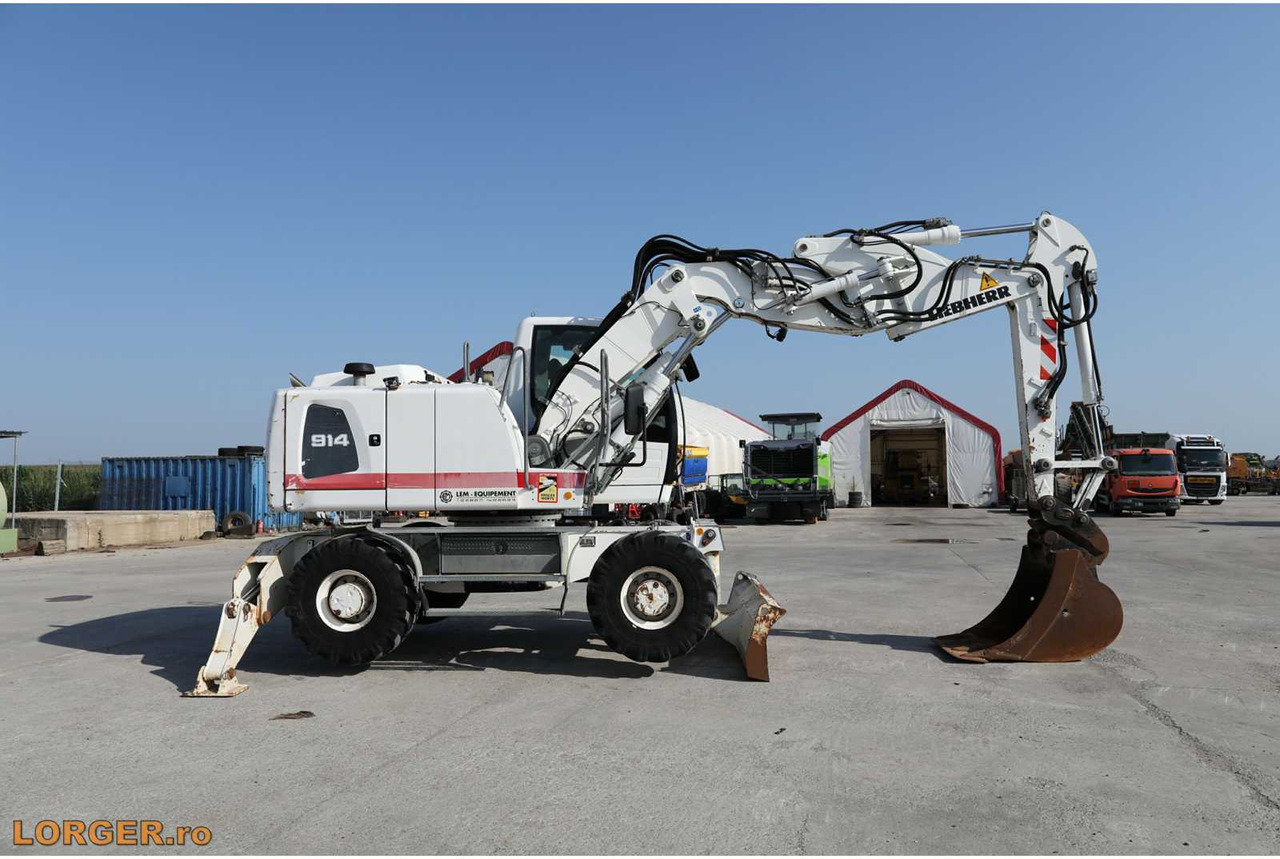 LIEBHERR A 914 WHEEL EXCAVATOR - Pelle sur pneus: photos 5 LIEBHERR A 914 WHEEL EXCAVATOR - Pelle sur pneus: photos 5