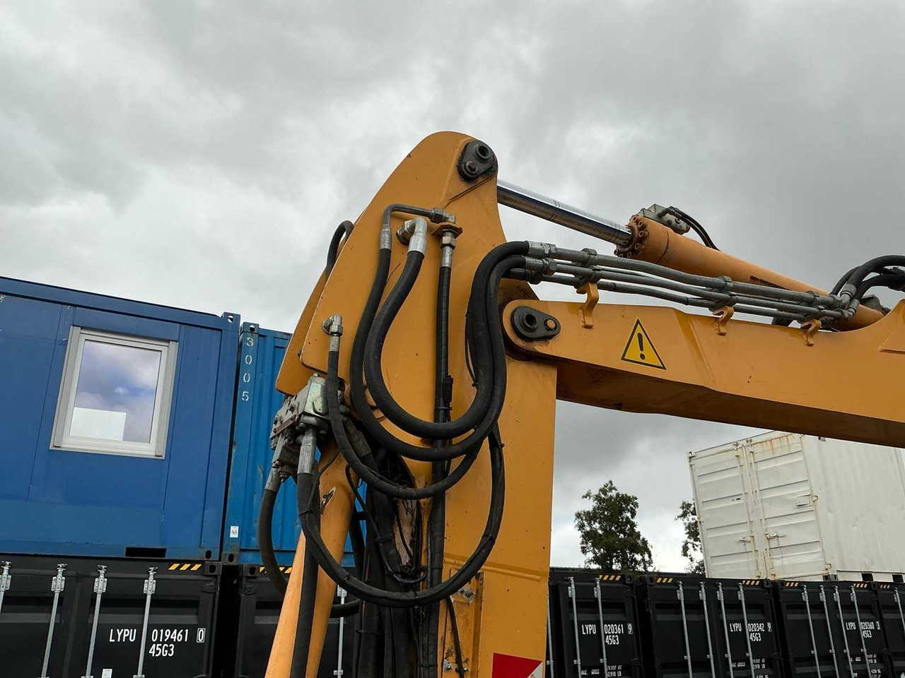 LIEBHERR A314 WHEELED EXCAVATOR - Pelle sur pneus: photos 4 LIEBHERR A314 WHEELED EXCAVATOR - Pelle sur pneus: photos 4