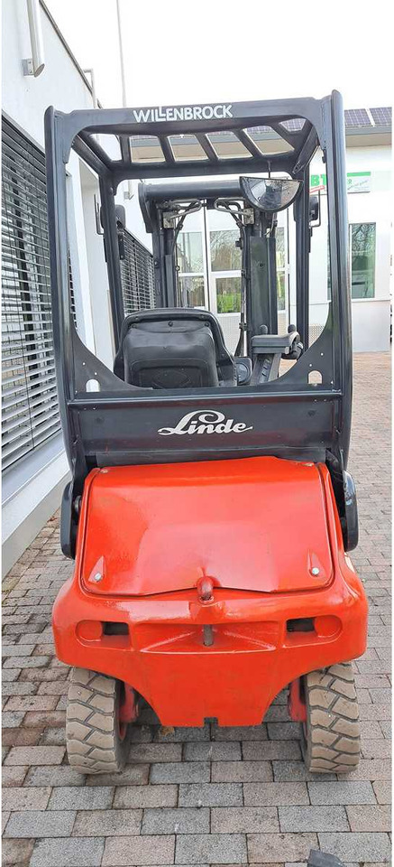 LINDE - E16P-02 - 2005 - FORKLIFT TRUCKS - Chariot élévateur: photos 2 LINDE - E16P-02 - 2005 - FORKLIFT TRUCKS - Chariot élévateur: photos 2