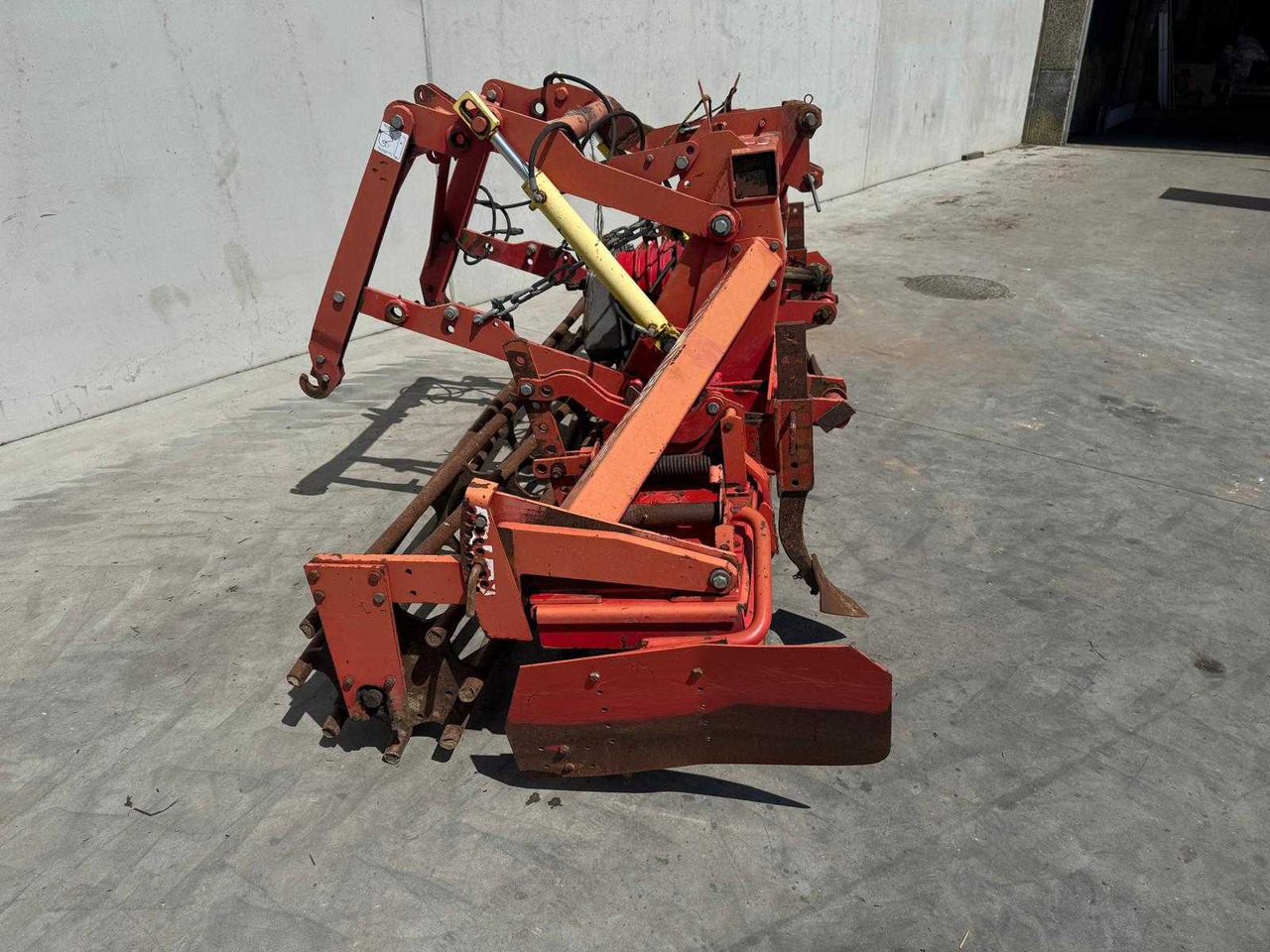 Lely 300-55 - Herse rotative: photos 4 Lely 300-55 - Herse rotative: photos 4