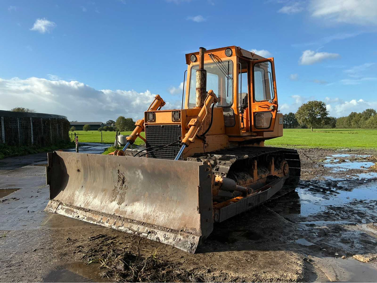 Liebherr 1984 LIEBHERR PR 721 CM BULLDOZER - Bulldozer: photos 1 Liebherr 1984 LIEBHERR PR 721 CM BULLDOZER - Bulldozer: photos 1