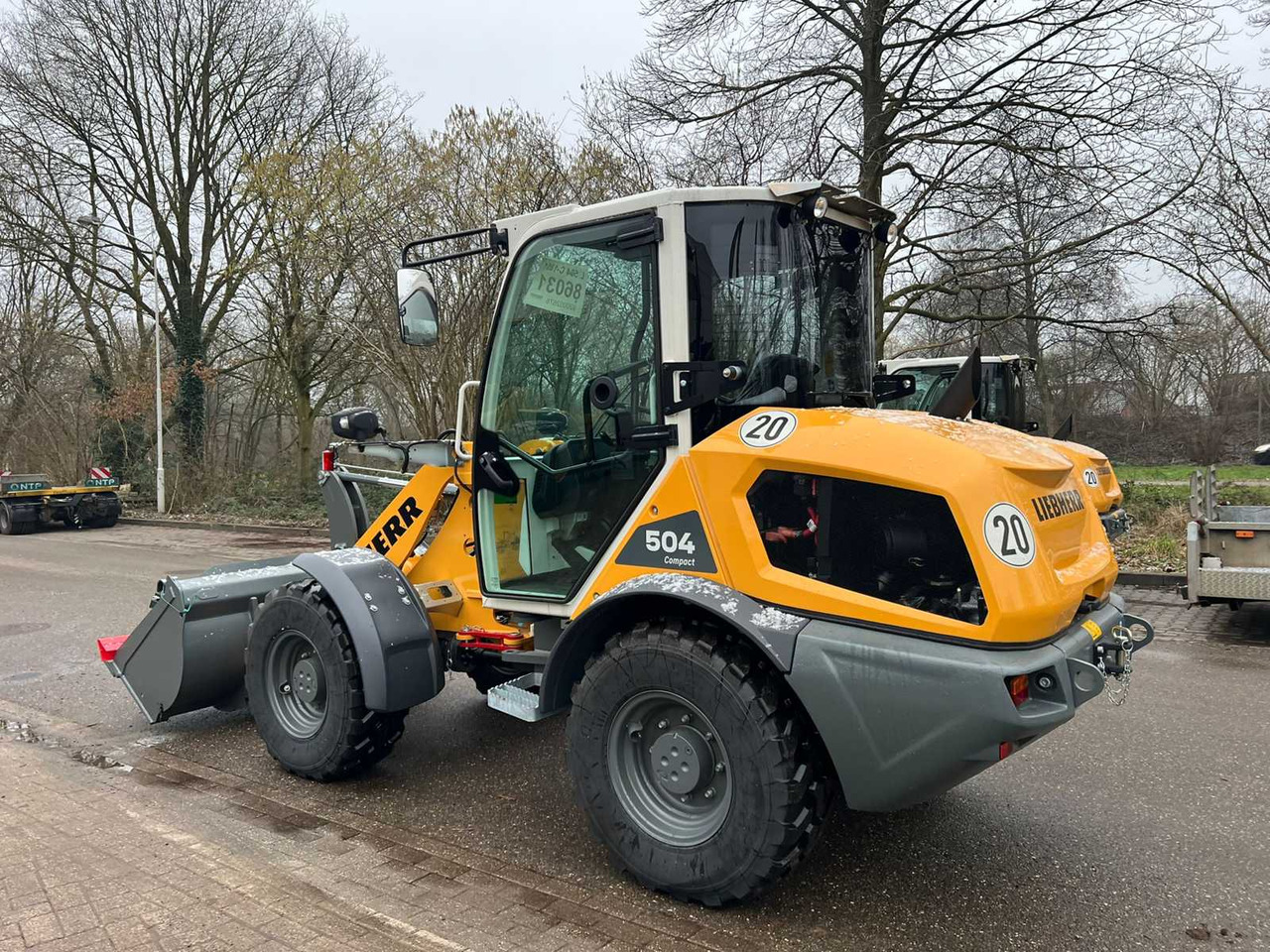 Liebherr L504 Compact - Chargeuse sur pneus: photos 2 Liebherr L504 Compact - Chargeuse sur pneus: photos 2