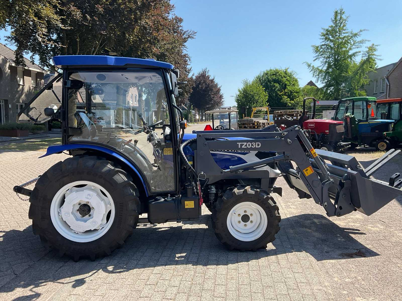 Lovol M404 - Micro tracteur: photos 3 Lovol M404 - Micro tracteur: photos 3