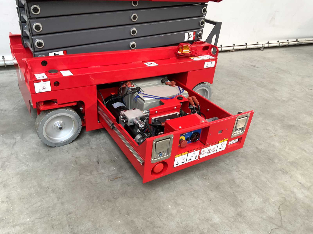 Nacelle MANTALL XE-60 MINI - SCISSOR LIFT AERIAL PLATFORM 6.4M 2024: photos 21 Nacelle MANTALL XE-60 MINI - SCISSOR LIFT AERIAL PLATFORM 6.4M 2024: photos 21