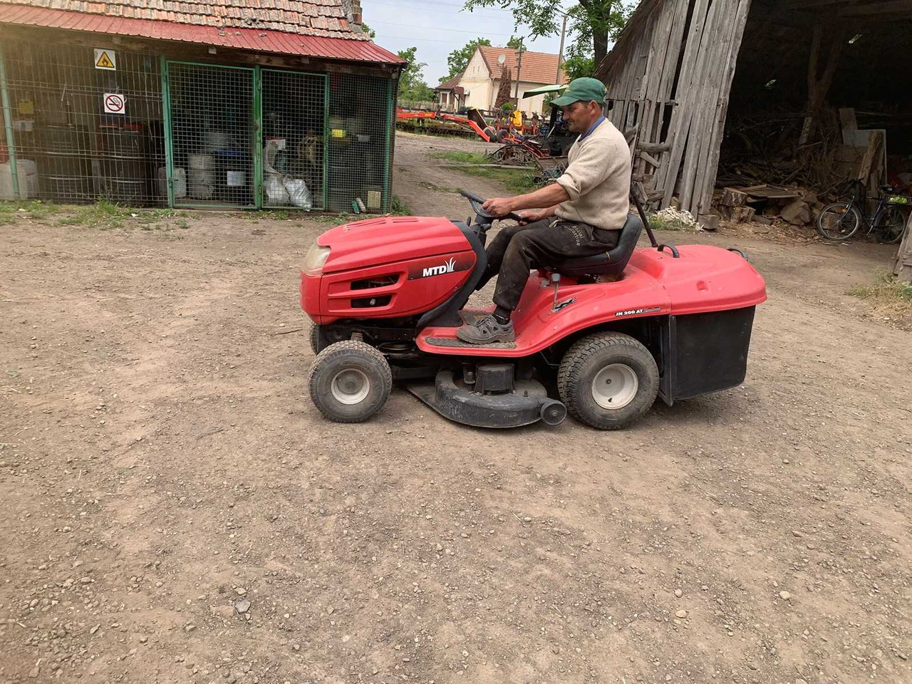MTD - Micro tracteur: photos 4 MTD - Micro tracteur: photos 4