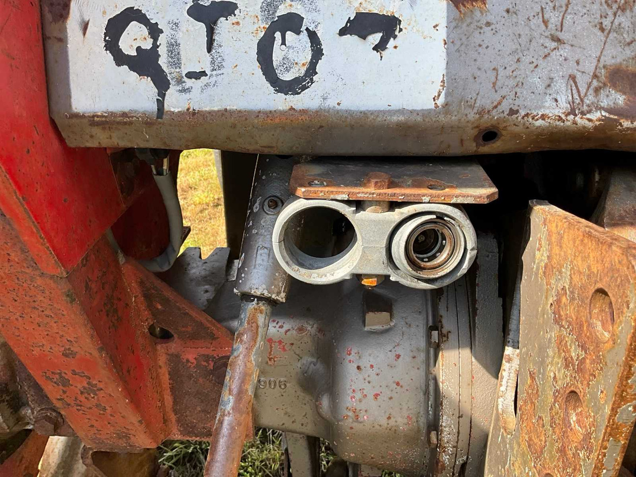 Tracteur agricole Massey Ferguson 1080: photos 29 Tracteur agricole Massey Ferguson 1080: photos 29