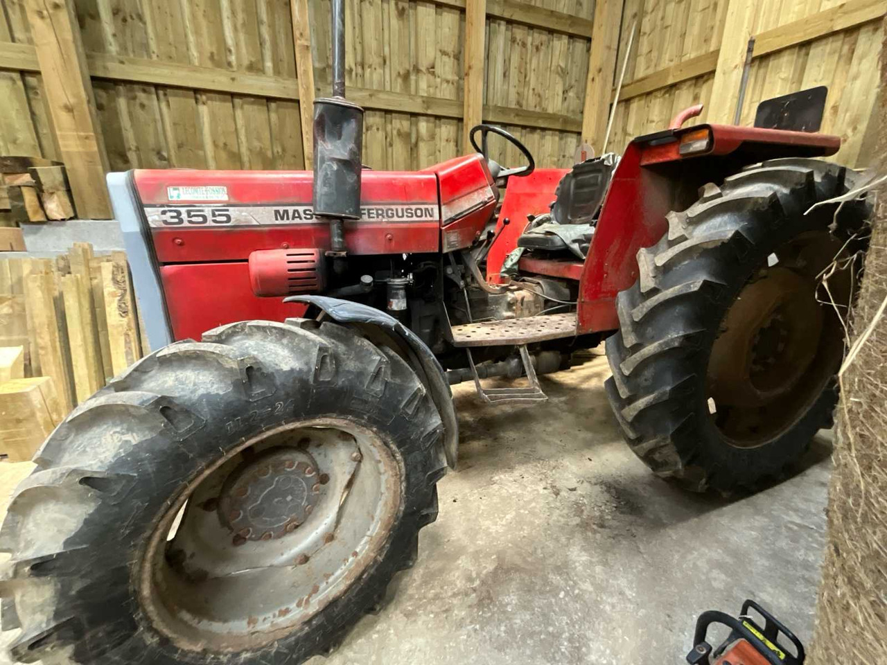 Massey-Ferguson 1986 MASSEY-FERGUSON 355 4WD AGRICULTURAL TRACTOR - Tracteur agricole: photos 2 Massey-Ferguson 1986 MASSEY-FERGUSON 355 4WD AGRICULTURAL TRACTOR - Tracteur agricole: photos 2