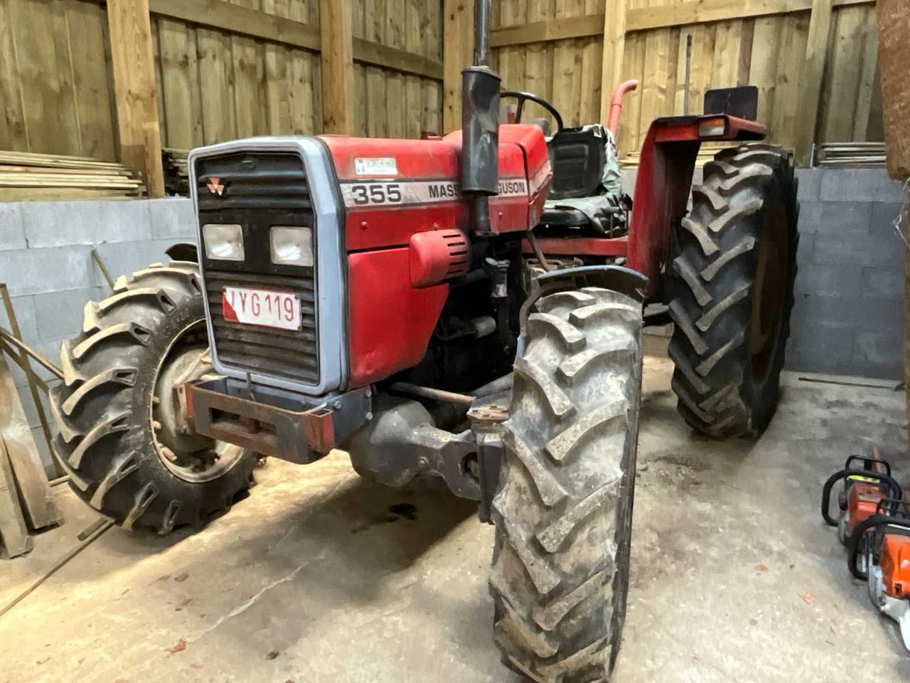 Massey-Ferguson 1986 MASSEY-FERGUSON 355 4WD AGRICULTURAL TRACTOR - Tracteur agricole: photos 1 Massey-Ferguson 1986 MASSEY-FERGUSON 355 4WD AGRICULTURAL TRACTOR - Tracteur agricole: photos 1