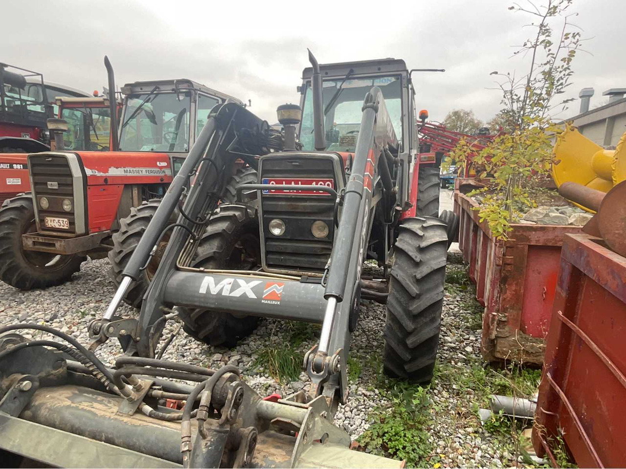 Massey Ferguson MF 699 - Tracteur agricole: photos 1 Massey Ferguson MF 699 - Tracteur agricole: photos 1