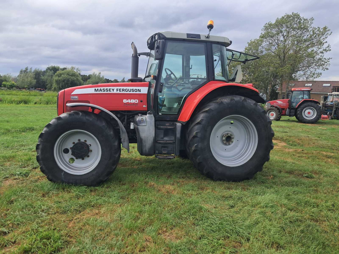 Massey ferguson 6480 - Tracteur agricole: photos 4 Massey ferguson 6480 - Tracteur agricole: photos 4