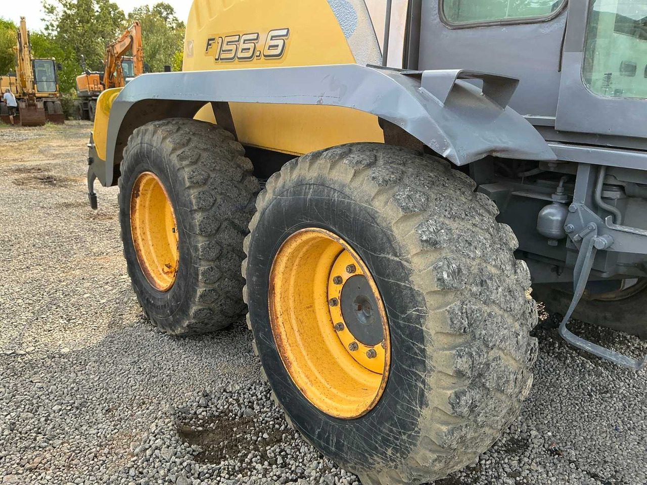 Niveleuse NEW HOLLAND F 156.6: photos 27