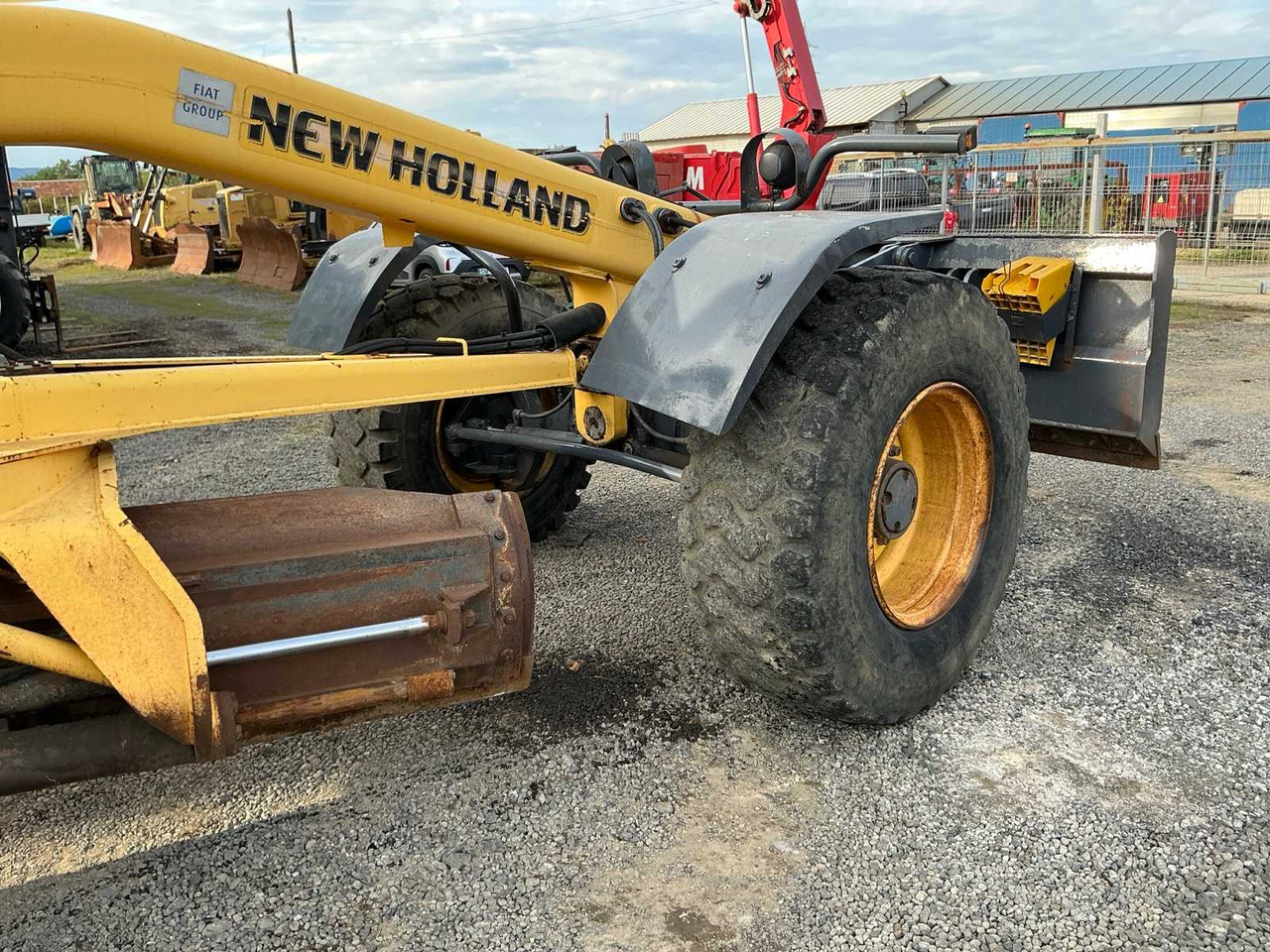 Niveleuse NEW HOLLAND F 156.6: photos 21
