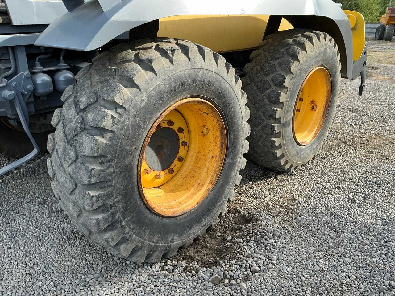 Niveleuse NEW HOLLAND F 156.6: photos 11