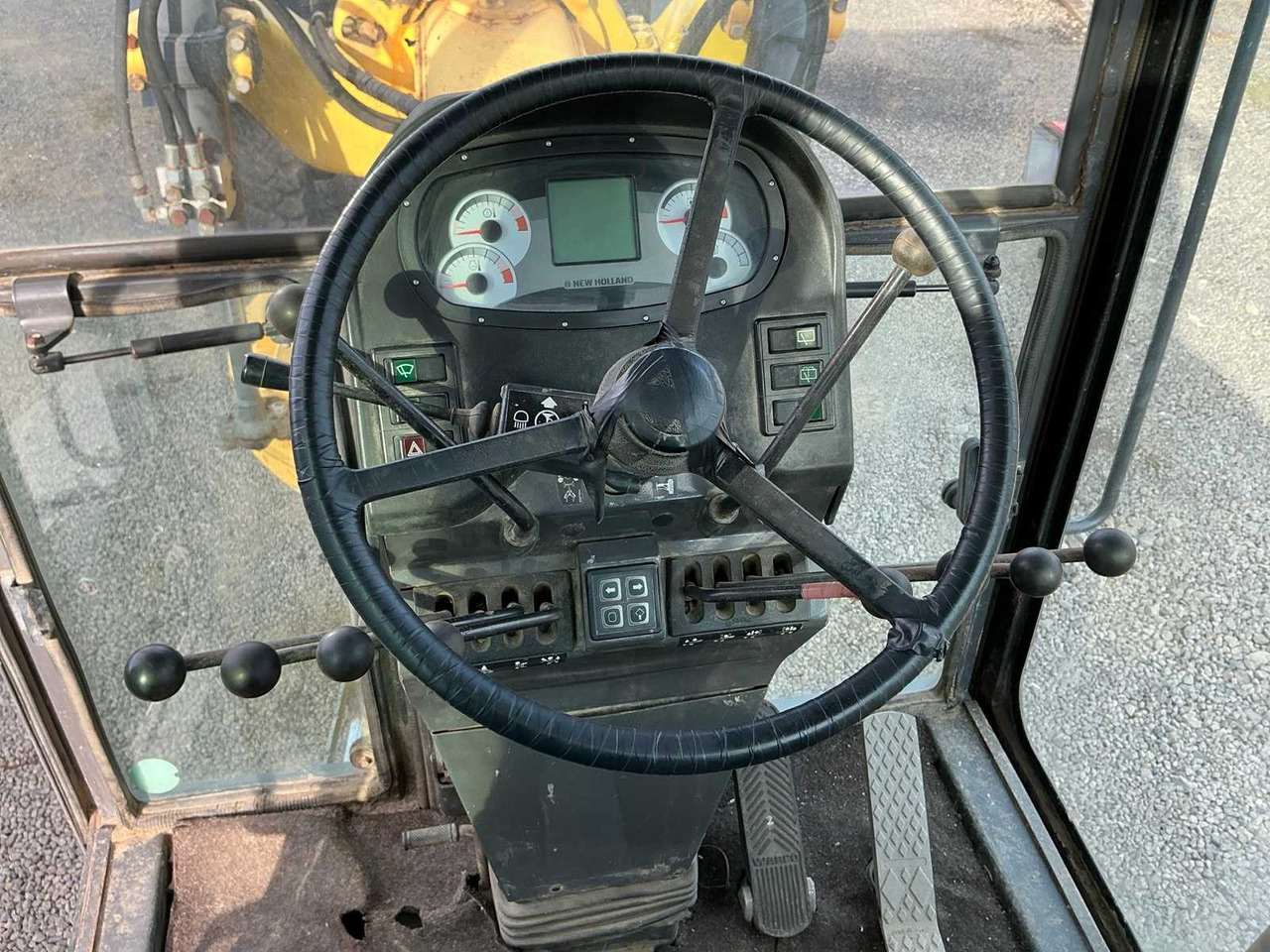Niveleuse NEW HOLLAND F 156.6: photos 34
