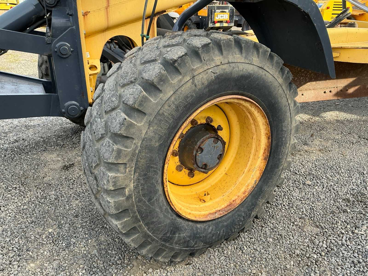 Niveleuse NEW HOLLAND F 156.6: photos 17