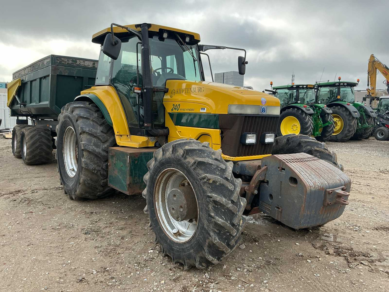 New Holland 8970 - Tracteur agricole: photos 5 New Holland 8970 - Tracteur agricole: photos 5