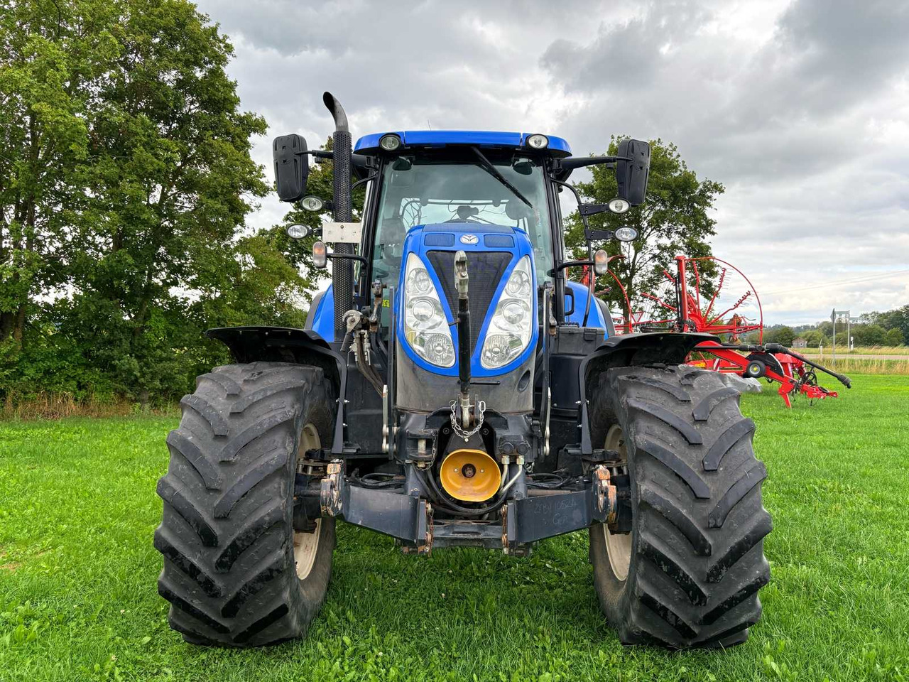 New Holland T7.210 AC - Tracteur agricole: photos 5 New Holland T7.210 AC - Tracteur agricole: photos 5