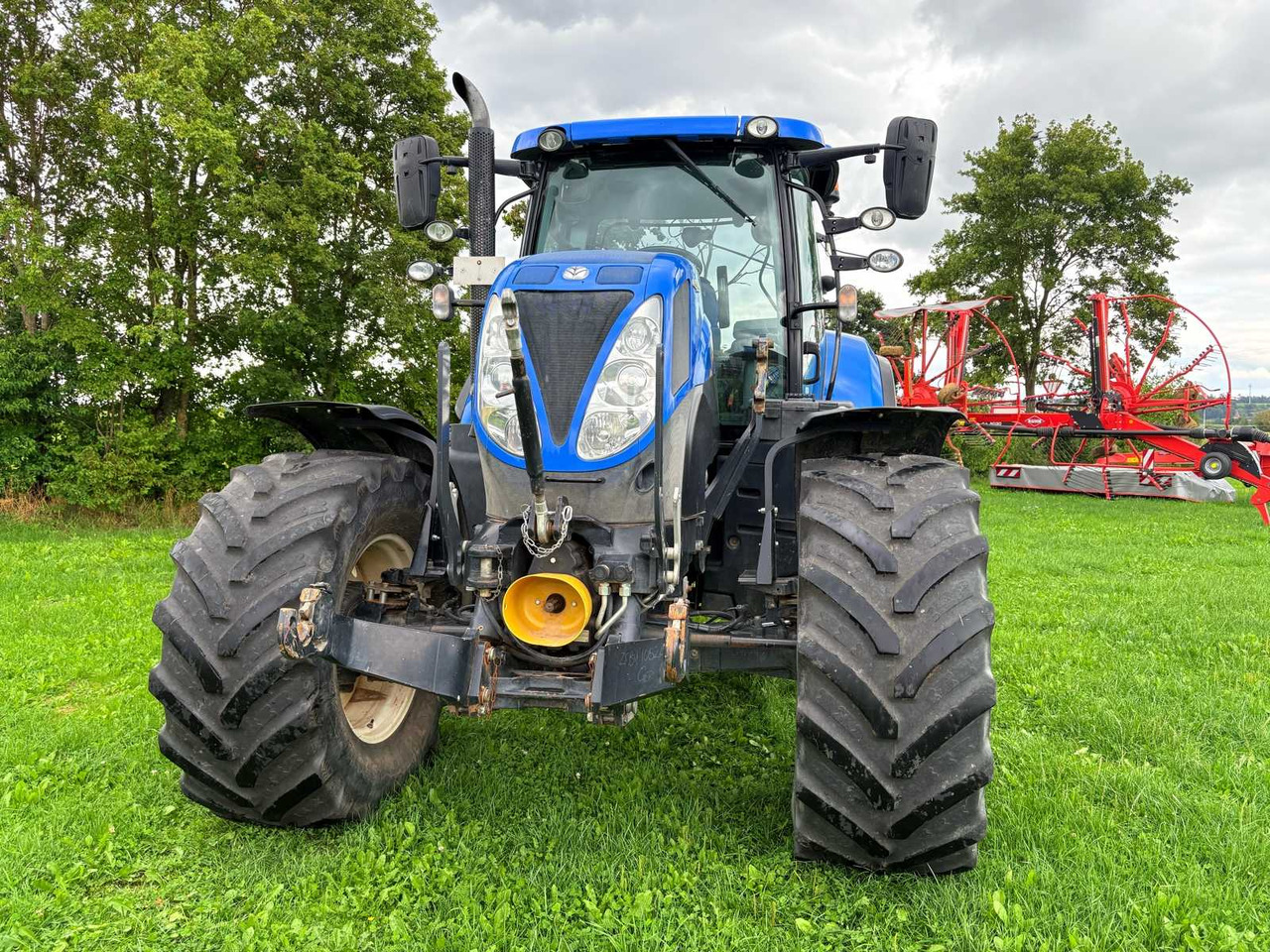 New Holland T7.210 AC - Tracteur agricole: photos 4 New Holland T7.210 AC - Tracteur agricole: photos 4