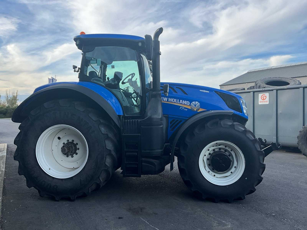 New Holland T7.315 - Tracteur agricole: photos 4 New Holland T7.315 - Tracteur agricole: photos 4