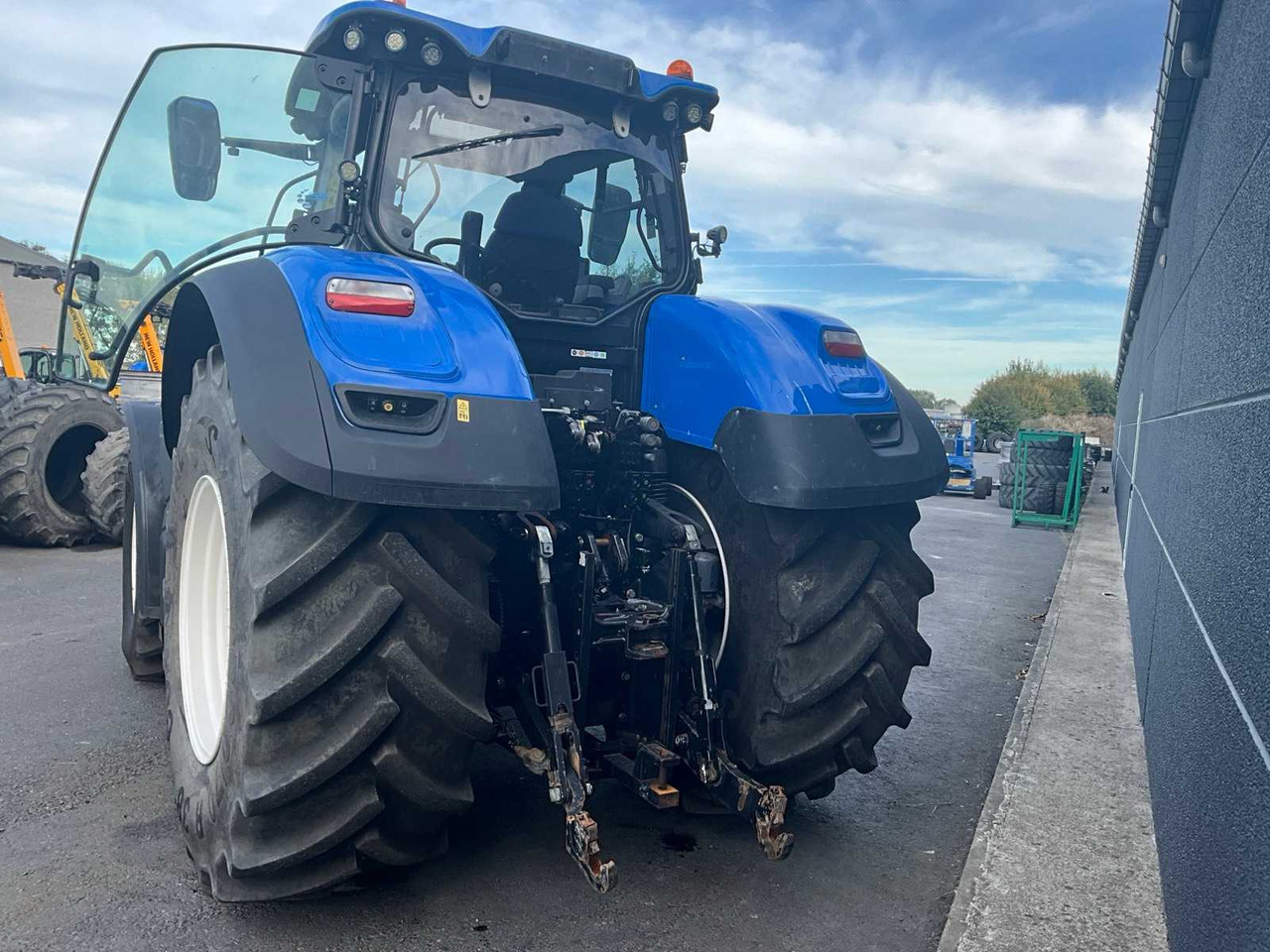 New Holland T7.315 - Tracteur agricole: photos 5 New Holland T7.315 - Tracteur agricole: photos 5