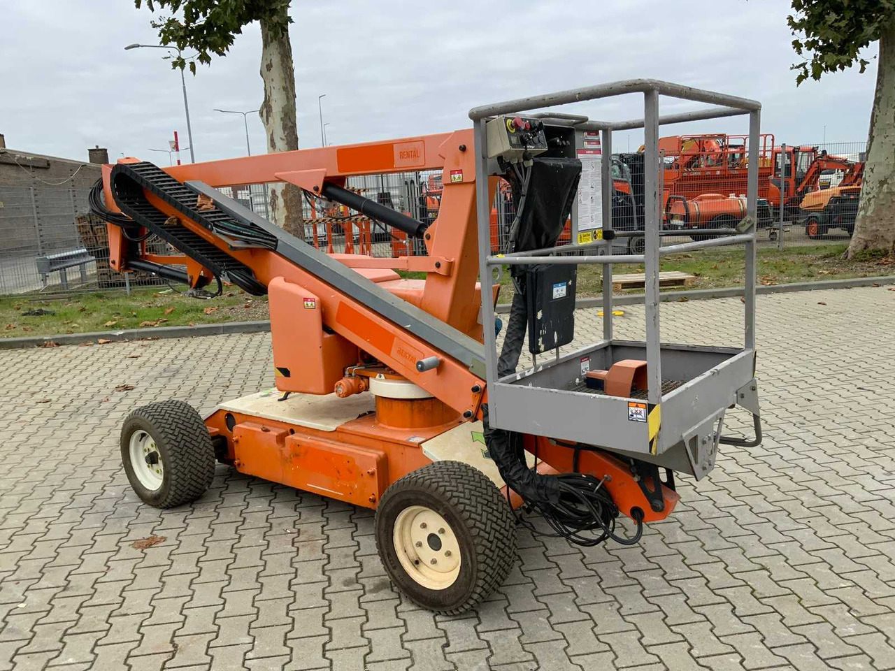 Niftylift Nifty HR12NE - Nacelle: photos 4 Niftylift Nifty HR12NE - Nacelle: photos 4