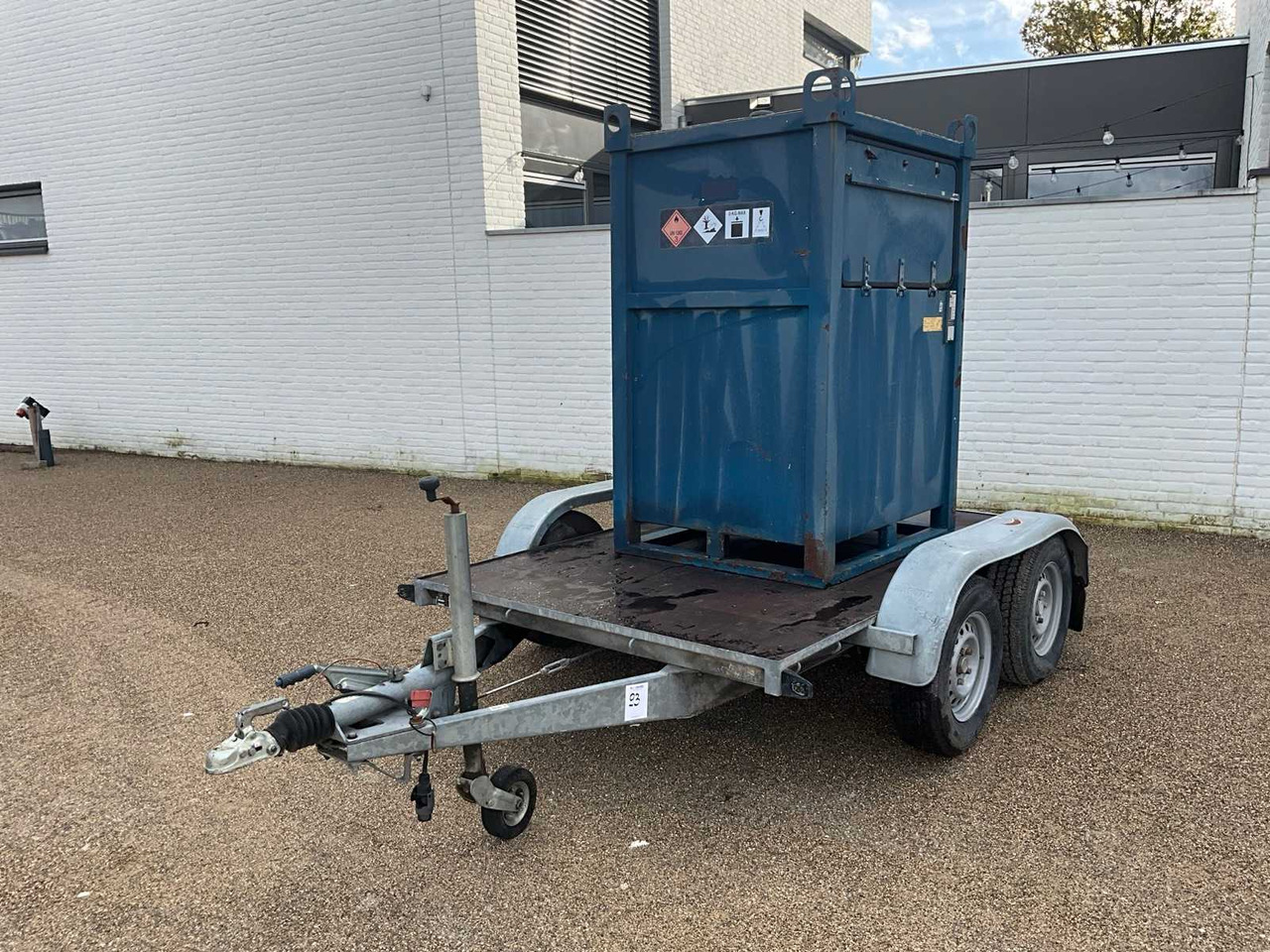 2001 HAPERT K1750 02 TRAILER WITH DIESEL TANK - Remorque: photos 1 2001 HAPERT K1750 02 TRAILER WITH DIESEL TANK - Remorque: photos 1