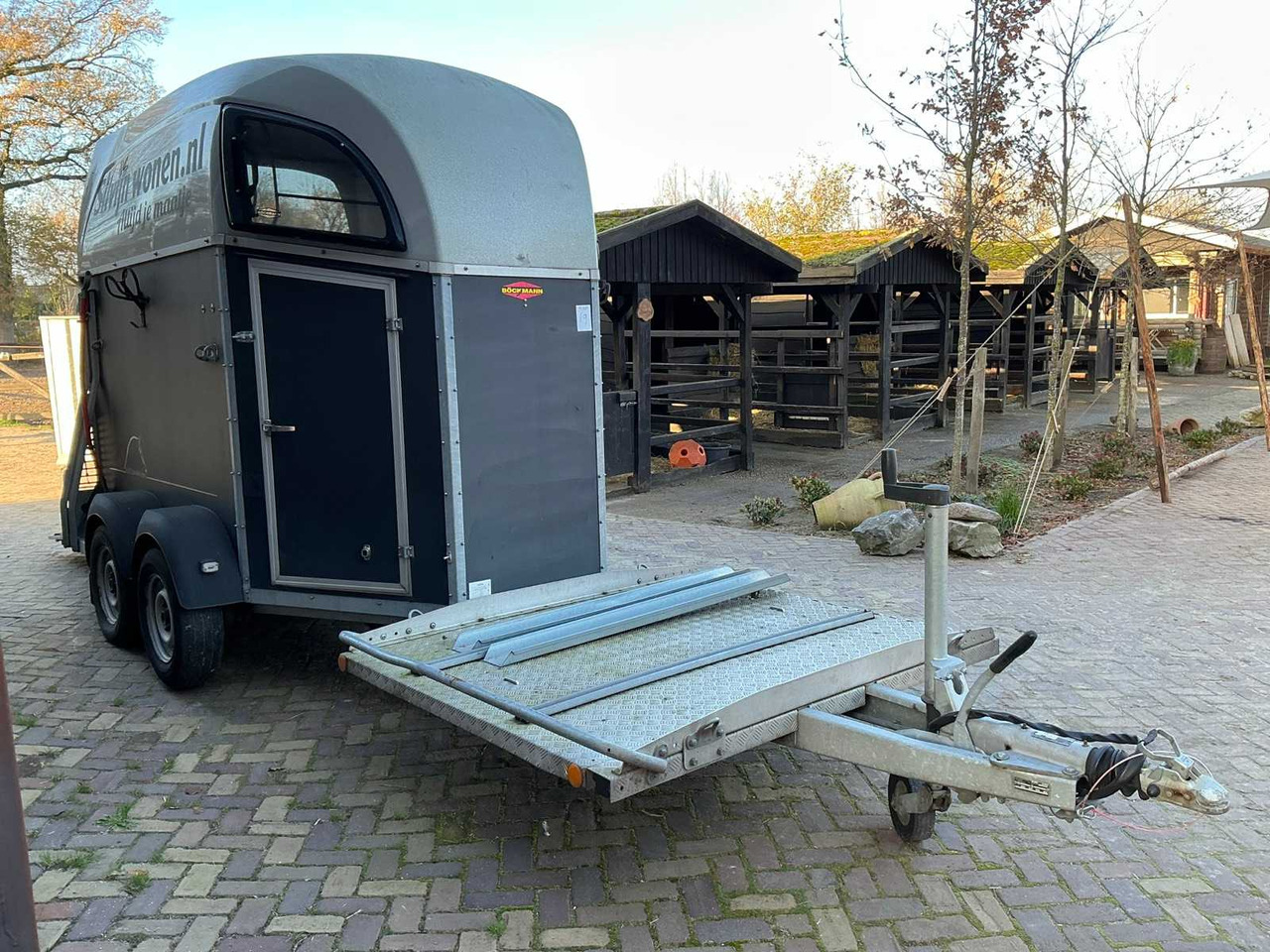 2017 BOCKMANN PHA-P-K 305165/270 HORSE TRAILER - Remorque: photos 3 2017 BOCKMANN PHA-P-K 305165/270 HORSE TRAILER - Remorque: photos 3