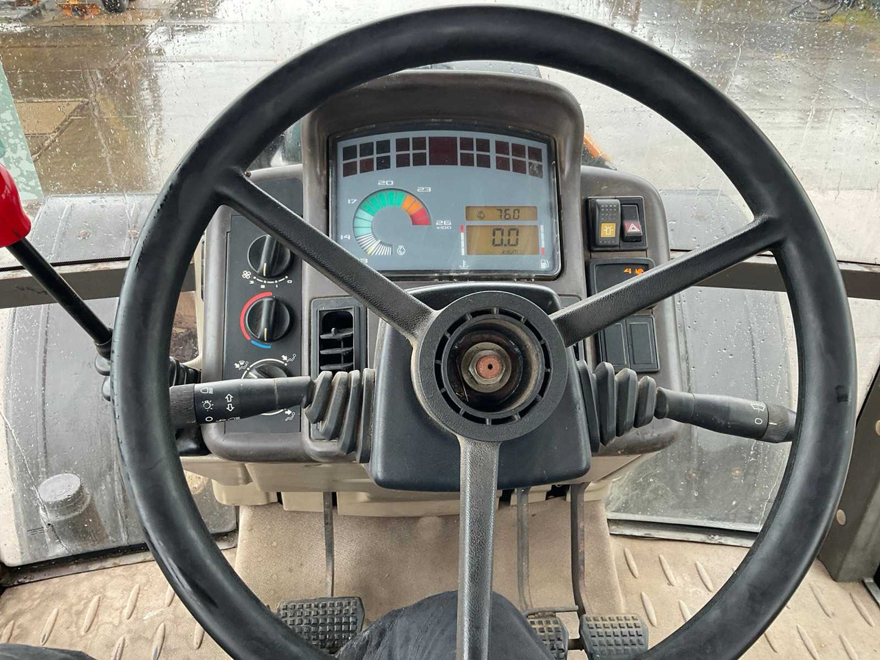 Tracteur agricole Renault 610RZ Ares: photos 13