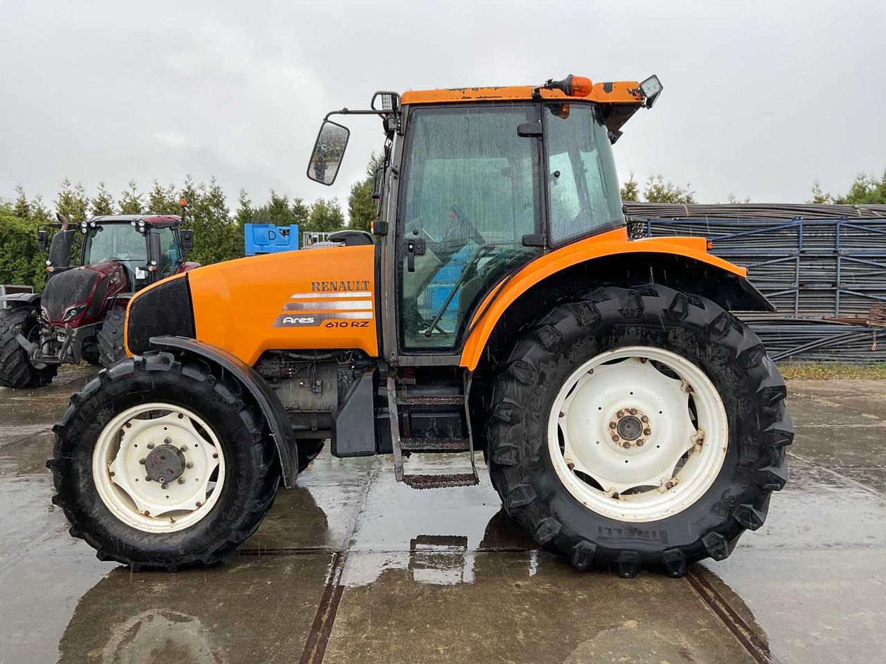 Tracteur agricole Renault 610RZ Ares: photos 8