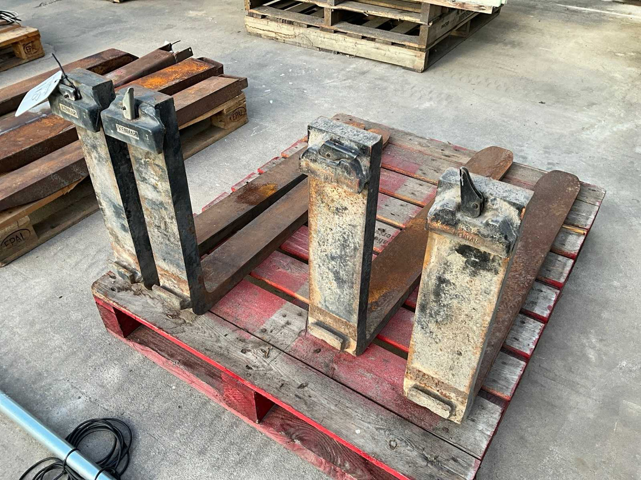 SET OF FORKLIFT SPOONS (2X) - Chariot élévateur: photos 3 SET OF FORKLIFT SPOONS (2X) - Chariot élévateur: photos 3